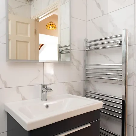 Ashe Street * Clonakilty