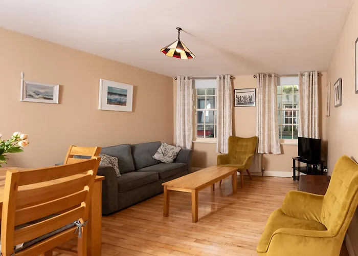 Ashe Street דירה